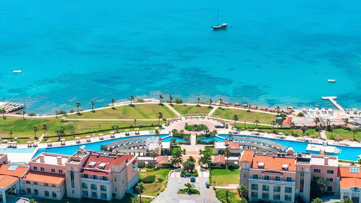 Wyndham Hotels & Resorts open the first Dolce hotel in Türkiye, Dolce by Wyndham Çeşme Alaçatı