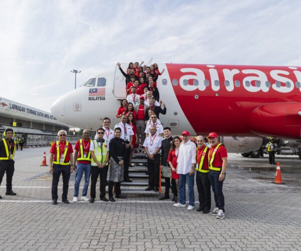 AirAsia launches inaugural flights to Sabah and Sarawak from Subang Airport