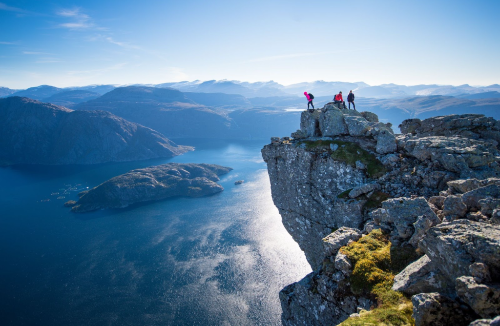 Up Norway launches Norwegian corporate retreats and workations  